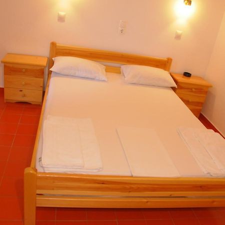 Chalikias Rooms Asprogerakata Exteriér fotografie