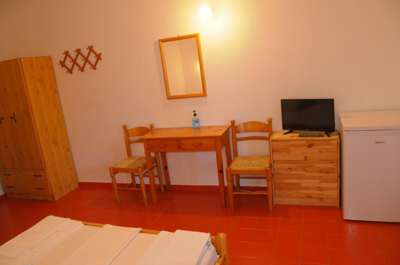 Chalikias Rooms Asprogerakata Exteriér fotografie